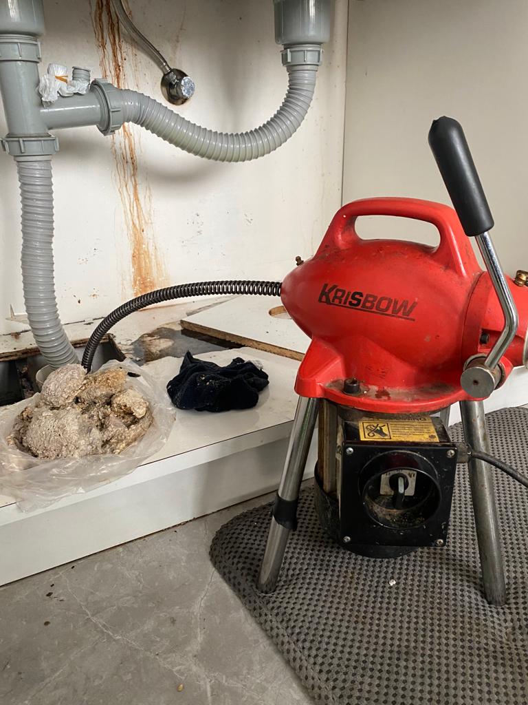 Penyebab Saluran Air Mampet yang Paling Sering Terjadi di Rumah